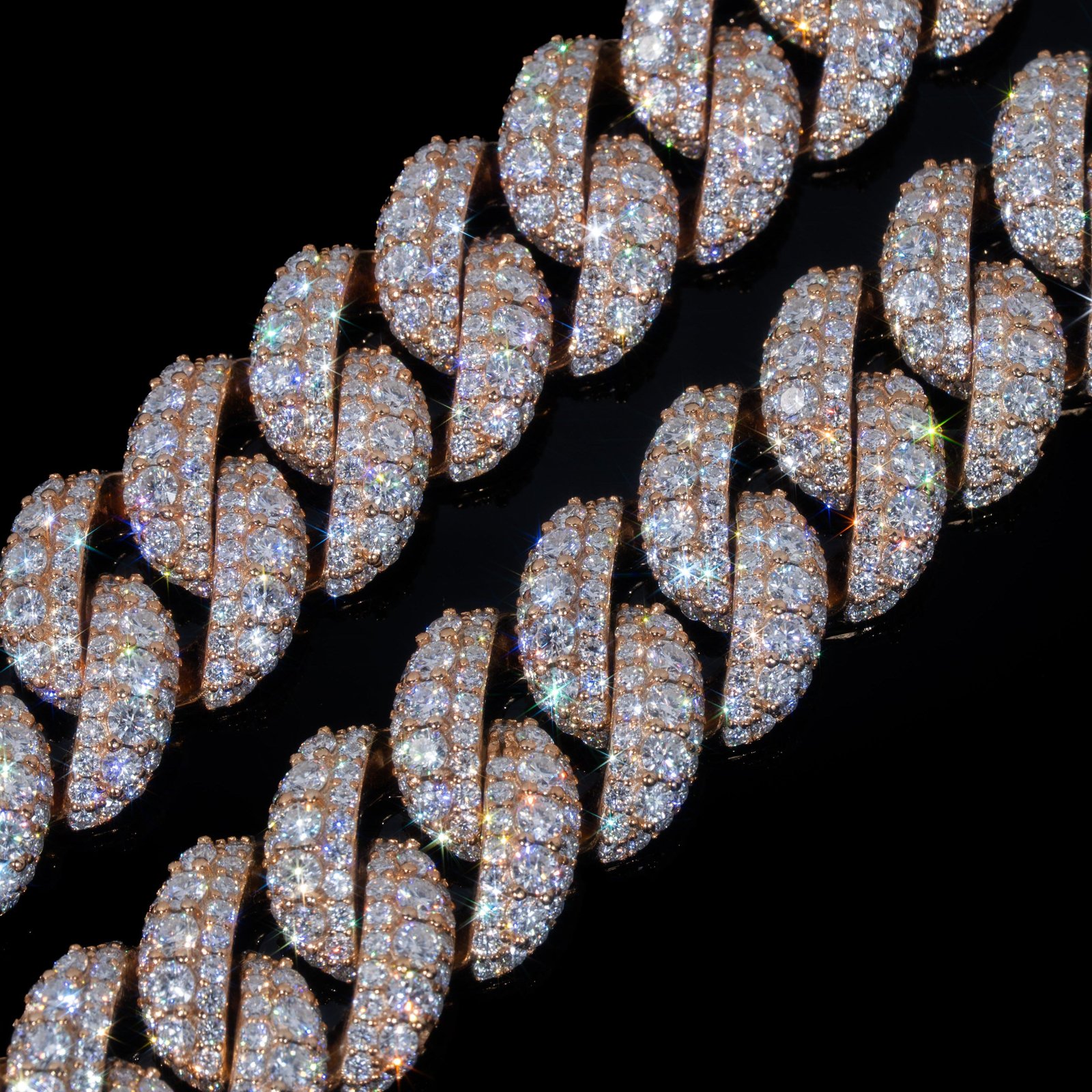 22mm Raised Pointer Cuban Chain
